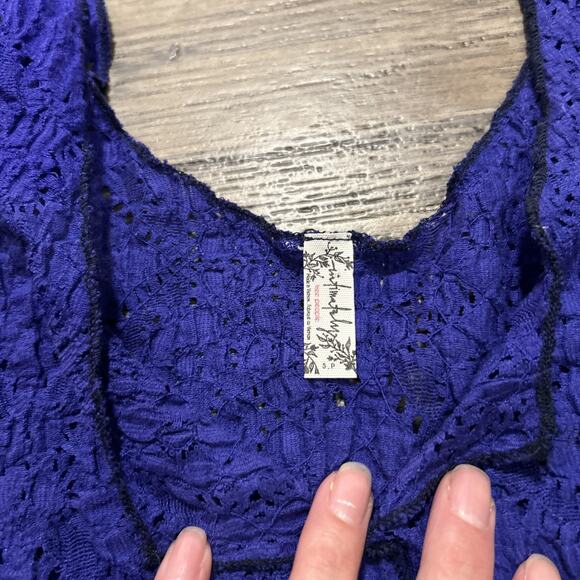 Free People Intimately Lace Tank Cami Blue V Neck Notch Plunge Small NWOT Top - Picture 3 of 5